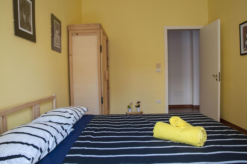バーリManzoni Houseアパートメント エクステリア 写真