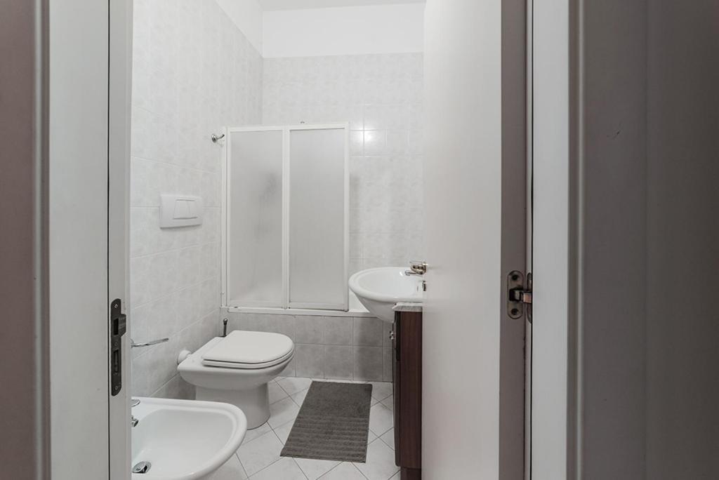 バーリManzoni Houseアパートメント エクステリア 写真